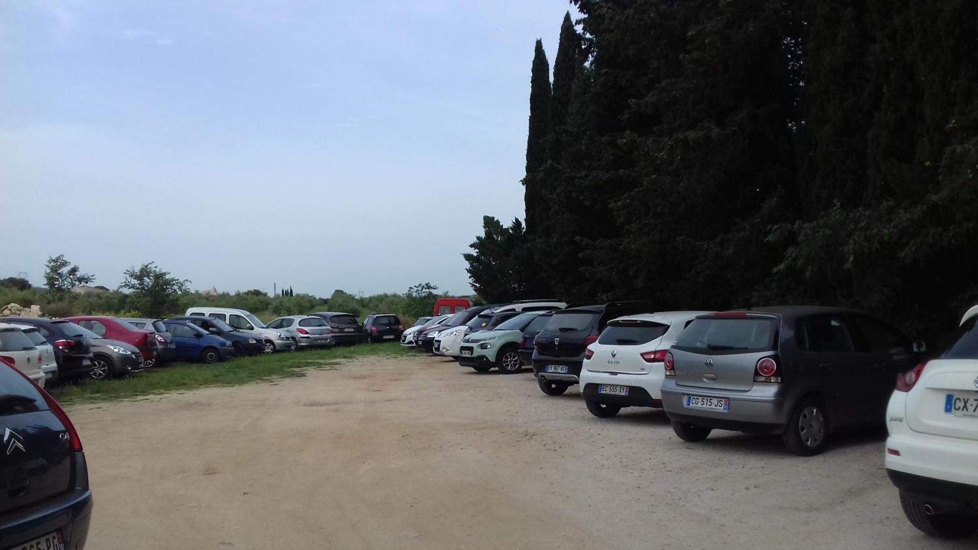 Le Mas Du Lac Uzès Exteriör bild